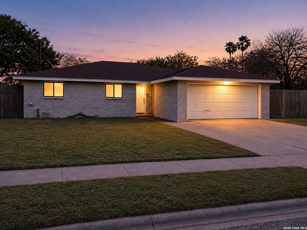 2834 HELD DR, Corpus Christi, TX 78418