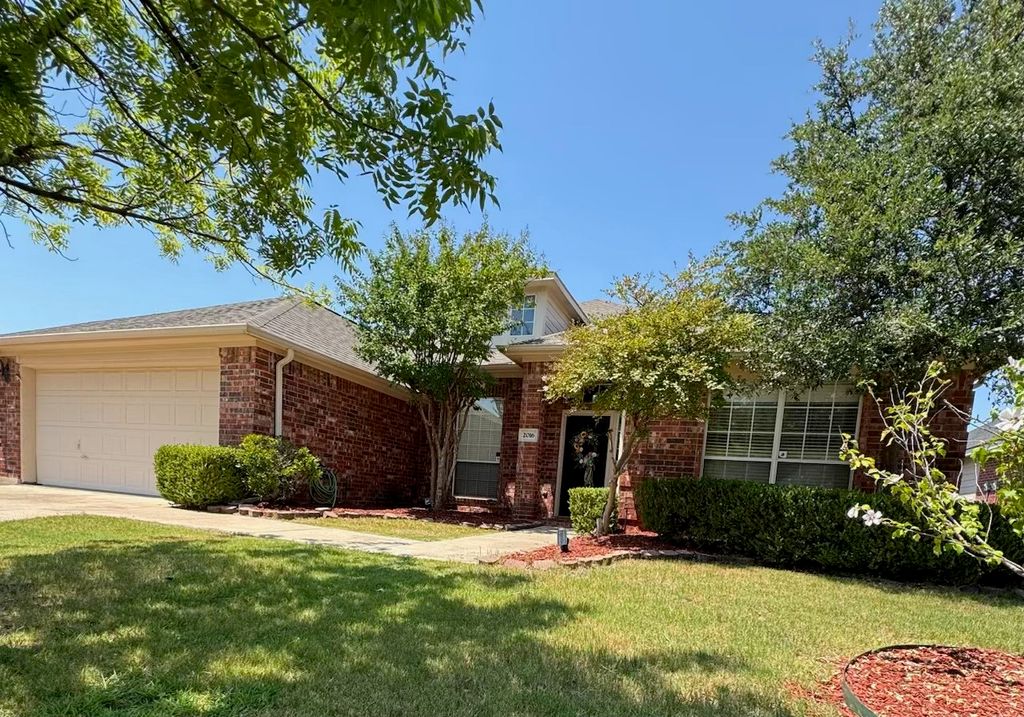 2016 POSTWOOD Court, Corinth, TX 76210