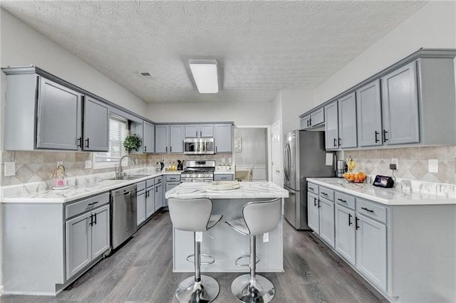 1032 Quiet Waters Lane, Lawrenceville, GA 30045