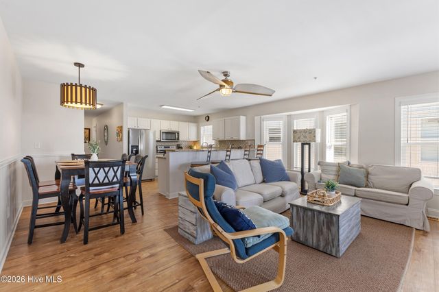 1711 Carolina Beach Avenue N Unit B, Carolina Beach, NC 28428