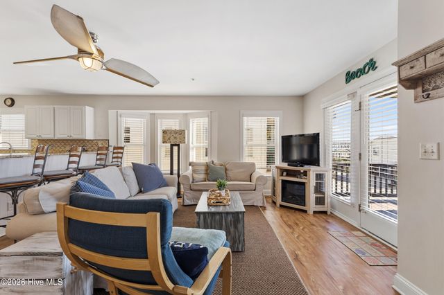 1711 Carolina Beach Avenue N Unit B, Carolina Beach, NC 28428