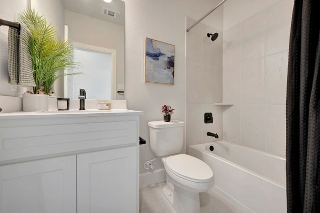 5817 Water Bridge Lane, Fort Worth, TX 76109