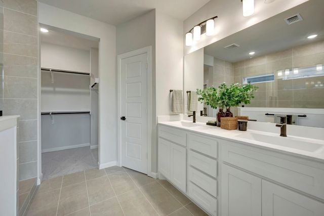5817 Water Bridge Lane, Fort Worth, TX 76109
