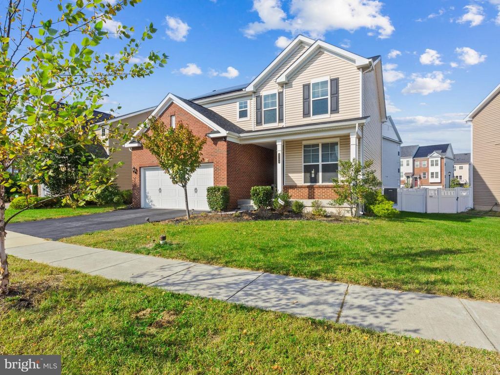 8206 MEADOWOOD DR, Hanover, MD 21076