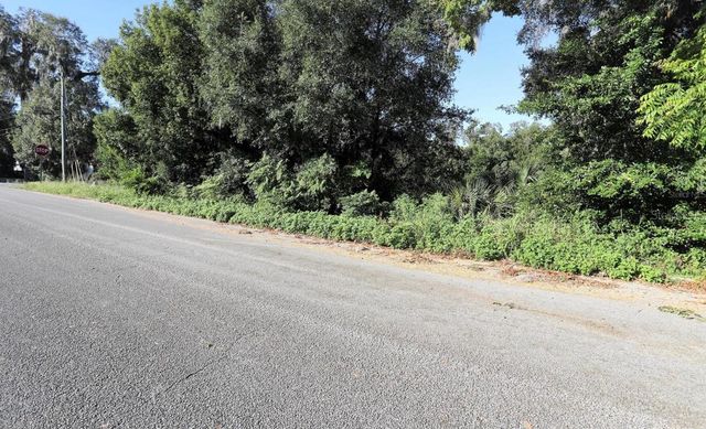 W VOORHIS AVENUE, Deland, FL 32720