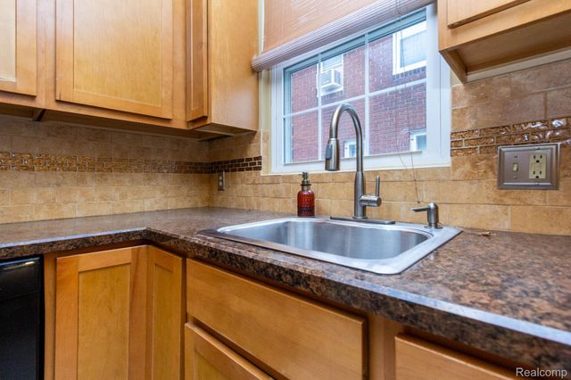 2963 22nd Street, Wyandotte, MI 48192