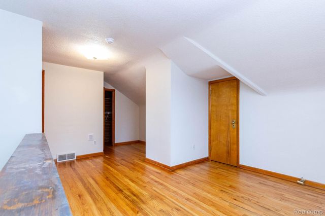 2963 22nd Street, Wyandotte, MI 48192