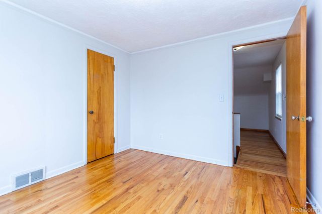 2963 22nd Street, Wyandotte, MI 48192