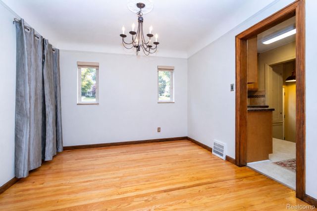 2963 22nd Street, Wyandotte, MI 48192