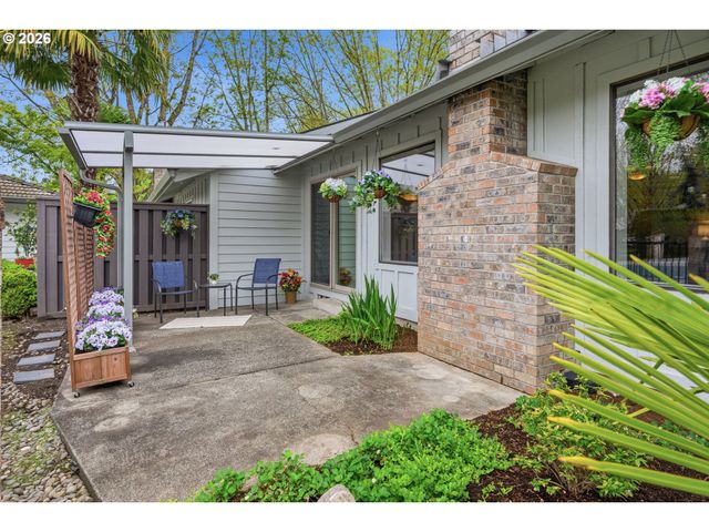 32125 Sw CYPRESS Pt, Wilsonville, OR 97070