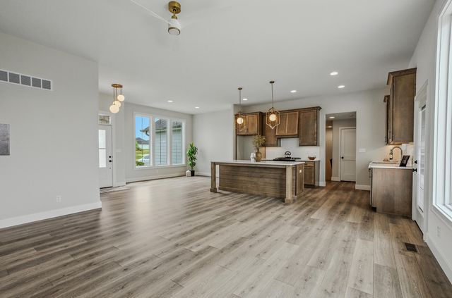 4725 STAYTON FERRY CIRCLE, Columbia, MO 65201