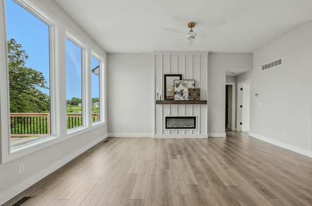 4725 STAYTON FERRY CIRCLE, Columbia, MO 65201