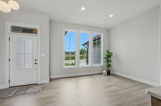 4725 STAYTON FERRY CIRCLE, Columbia, MO 65201