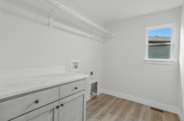 4725 STAYTON FERRY CIRCLE, Columbia, MO 65201