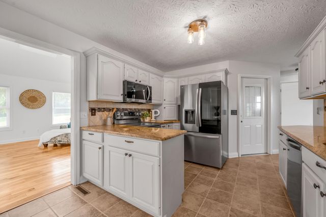 188 Big Stoner Road, Winchester, KY 40391