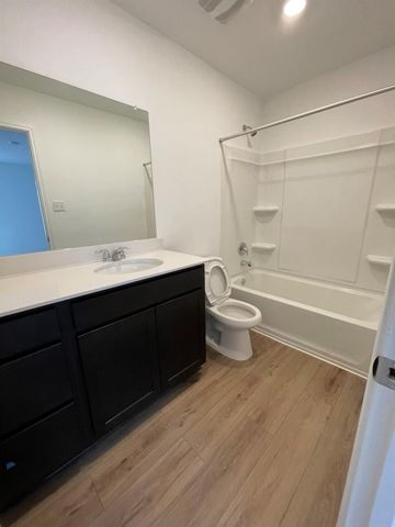 1121 Largemouth RD, Bastrop, TX 78602