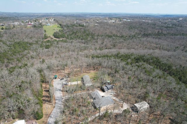 288 Kastl Road, Forsyth, MO 65653