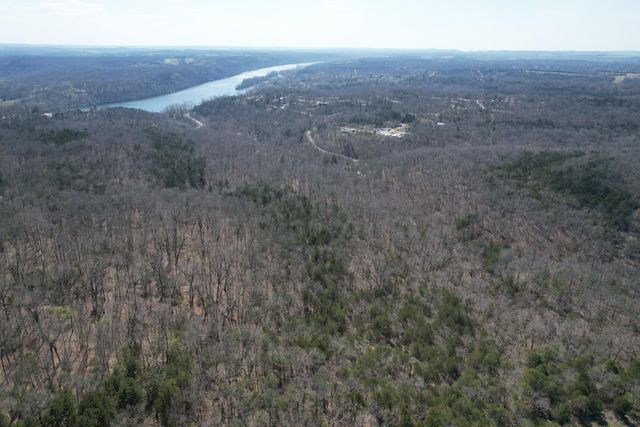 288 Kastl Road, Forsyth, MO 65653