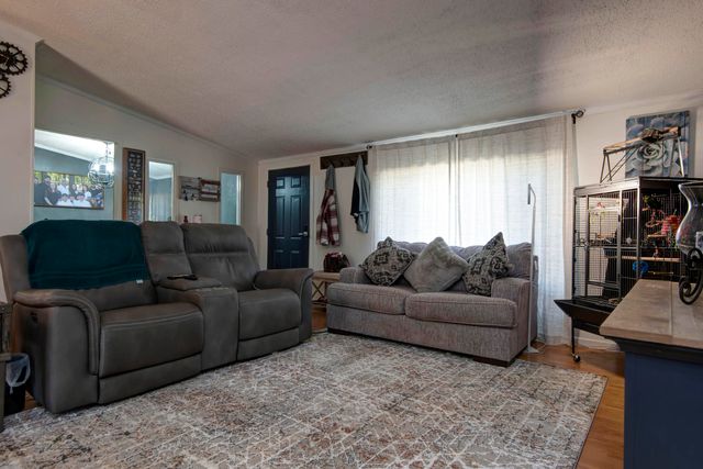 288 Kastl Road, Forsyth, MO 65653