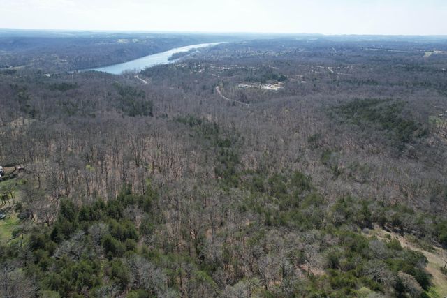 288 Kastl Road, Forsyth, MO 65653