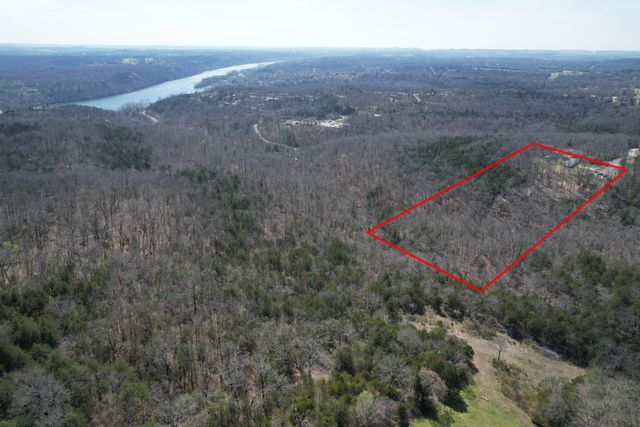 288 Kastl Road, Forsyth, MO 65653