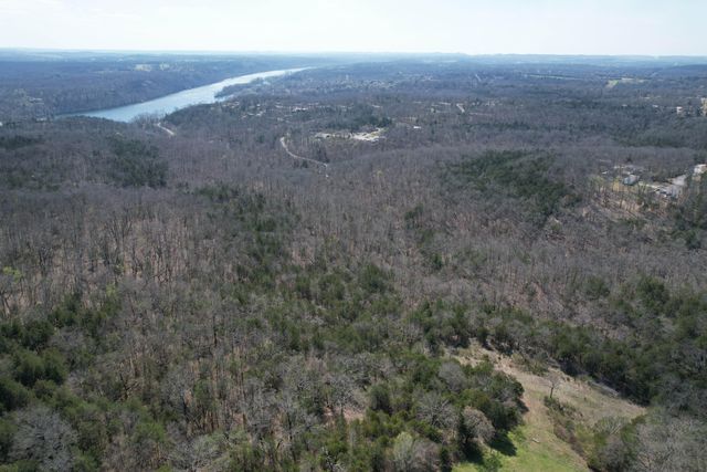 288 Kastl Road, Forsyth, MO 65653