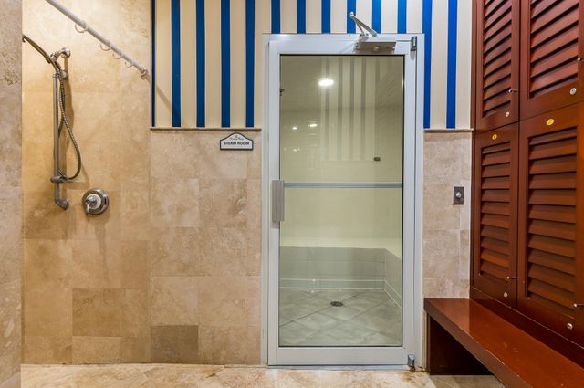 2051 SE 3rd Street 101, Deerfield Beach, FL 33441