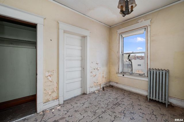 1716 & 1720 STATE Street, Bettendorf, IA 52722