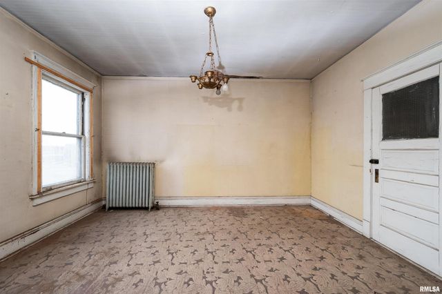 1716 & 1720 STATE Street, Bettendorf, IA 52722