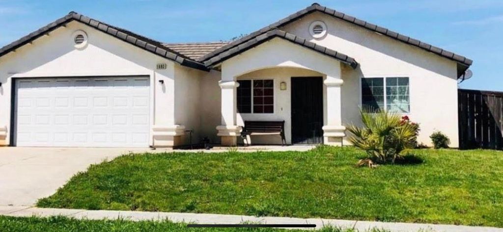 Image 1 of property listing at 1493 Lacreta Avenue, Madera, CA 93638