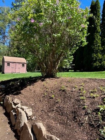 23 Howe Ave, Shrewsbury, MA 01545