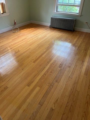 23 Howe Ave, Shrewsbury, MA 01545