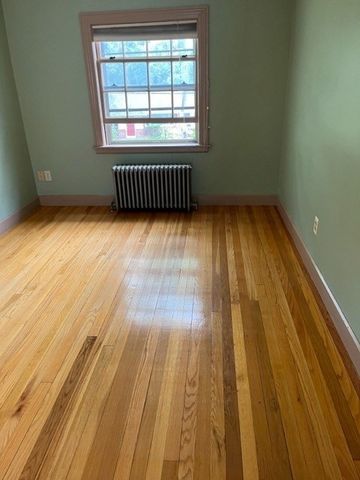 23 Howe Ave, Shrewsbury, MA 01545
