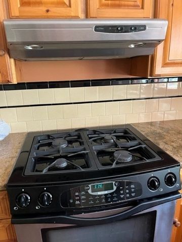 23 Howe Ave, Shrewsbury, MA 01545