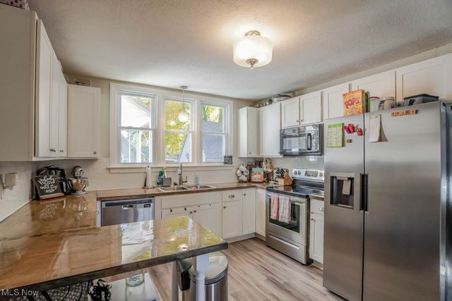 2216 Mount Vernon Boulevard NW, Canton, OH 44709