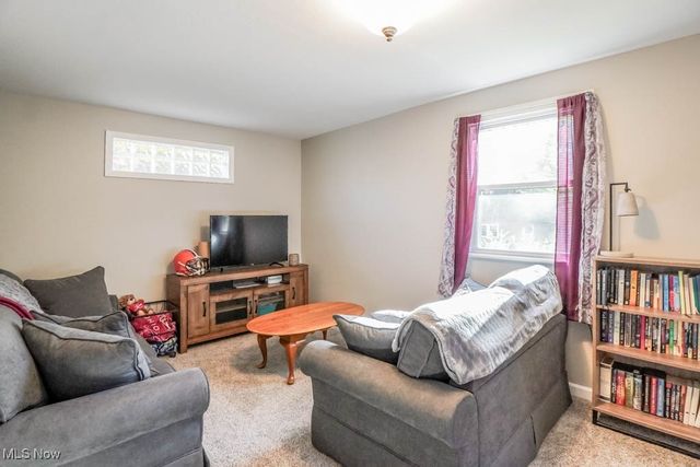 2216 Mount Vernon Boulevard NW, Canton, OH 44709