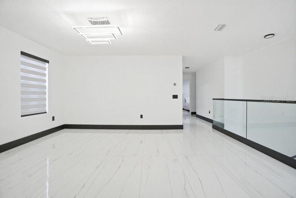 Image 14 of property listing at 2043 RAINIER DRIVE, Kissimmee, FL 34746
