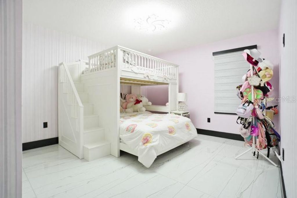 Image 32 of property listing at 2043 RAINIER DRIVE, Kissimmee, FL 34746