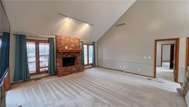 39 Mackenzie Drive, St Joseph, MO 64503