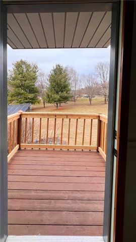 39 Mackenzie Drive, St Joseph, MO 64503