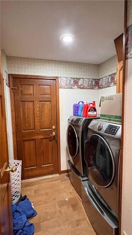 39 Mackenzie Drive, St Joseph, MO 64503