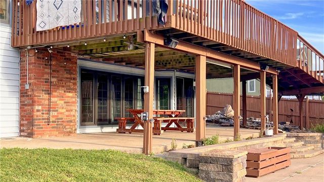 39 Mackenzie Drive, St Joseph, MO 64503