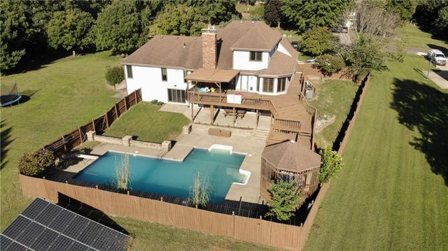 39 Mackenzie Drive, St Joseph, MO 64503