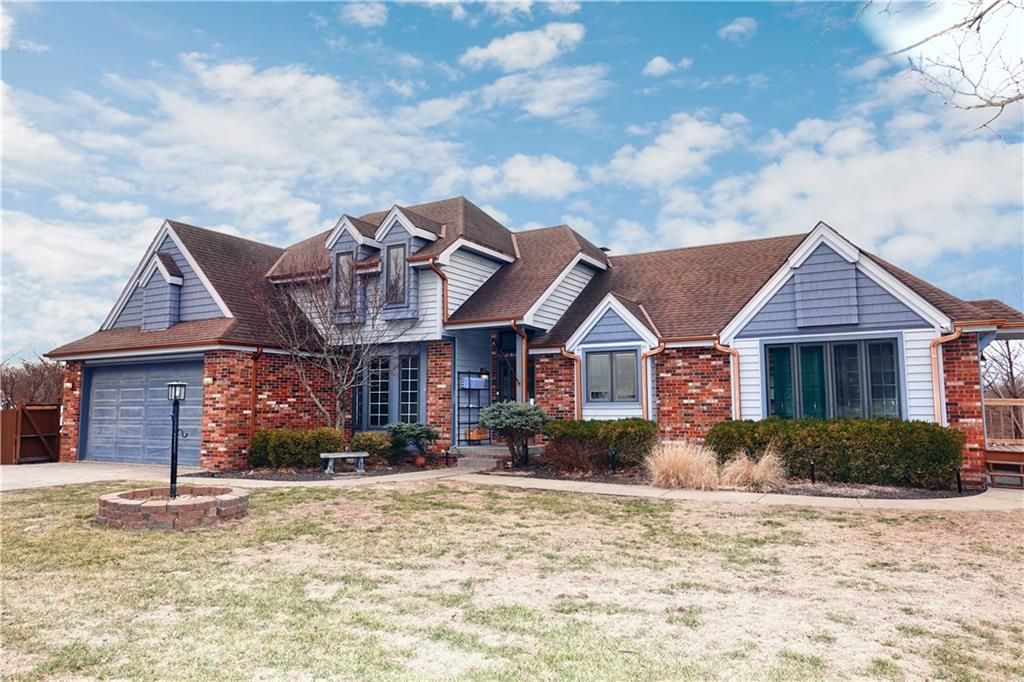 39 Mackenzie Drive, St Joseph, MO 64503