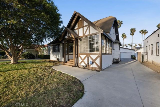 5613 S Rimpau, Los Angeles, CA 90043