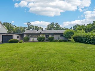 1N570 Forest Avenue, Glen Ellyn, IL 60137
