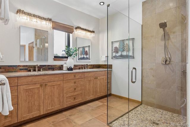 5130 S Kearney Court, Greenwood Village, CO 80111