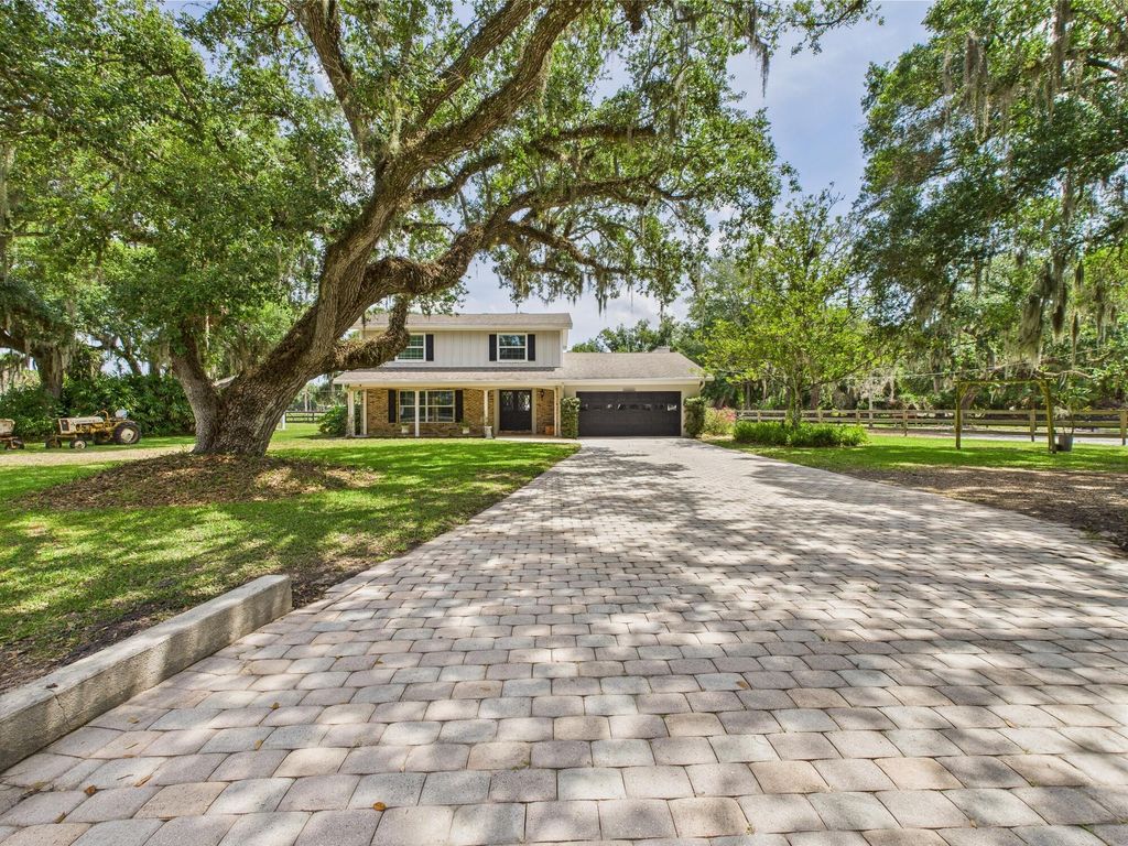2045 SW 18th Lane, Okeechobee, FL 34974