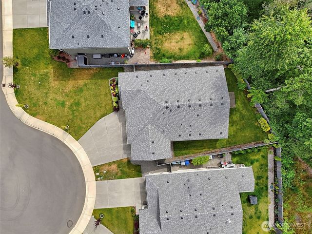12216 176th St E, Puyallup, WA 98374