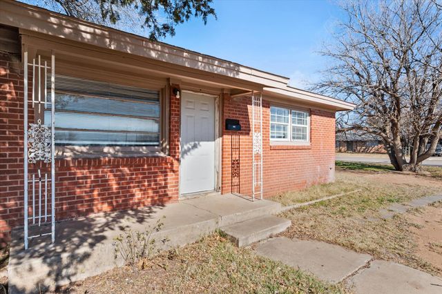 2302 62nd Street, Lubbock, TX 79412